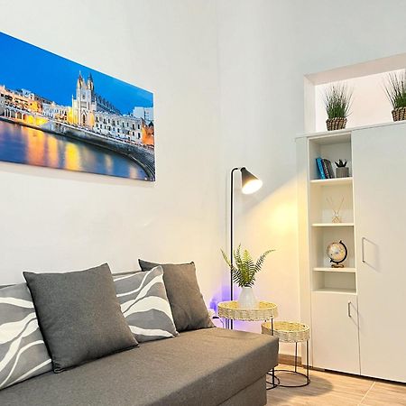 Maria & Matthias - Apartments In Central Of Floriana Eksteriør bilde