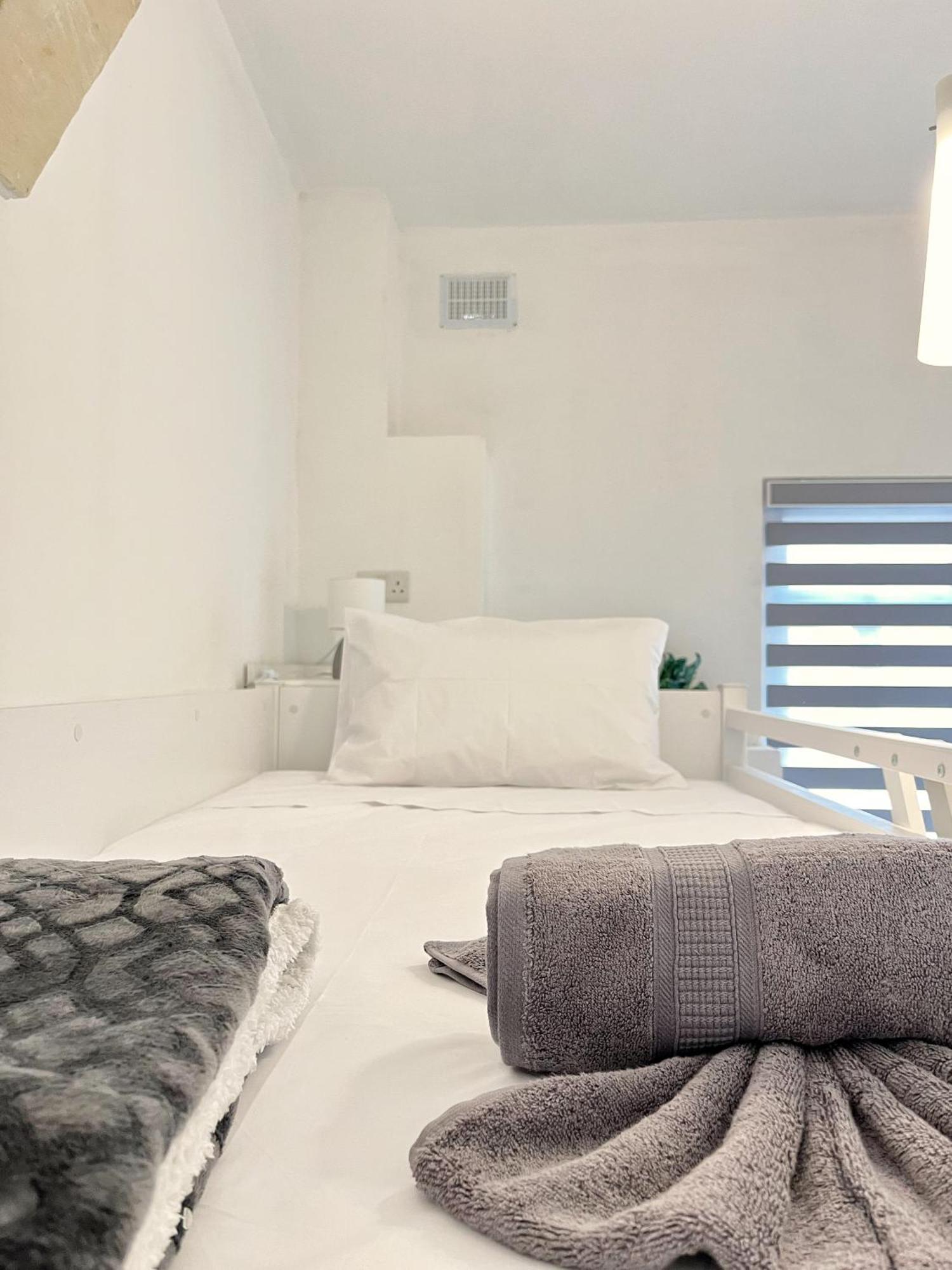 Maria & Matthias - Apartments In Central Of Floriana Eksteriør bilde