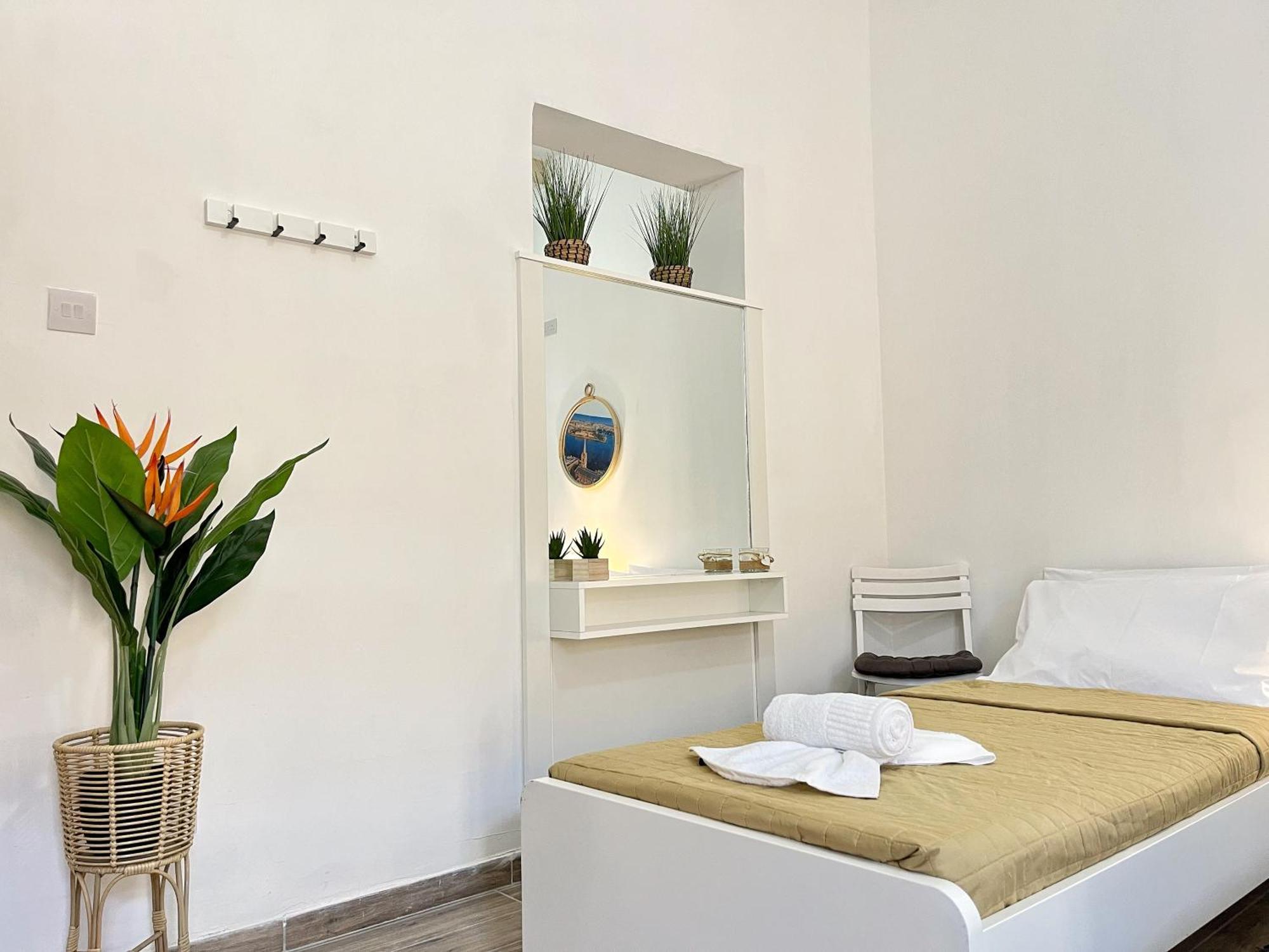 Maria & Matthias - Apartments In Central Of Floriana Eksteriør bilde