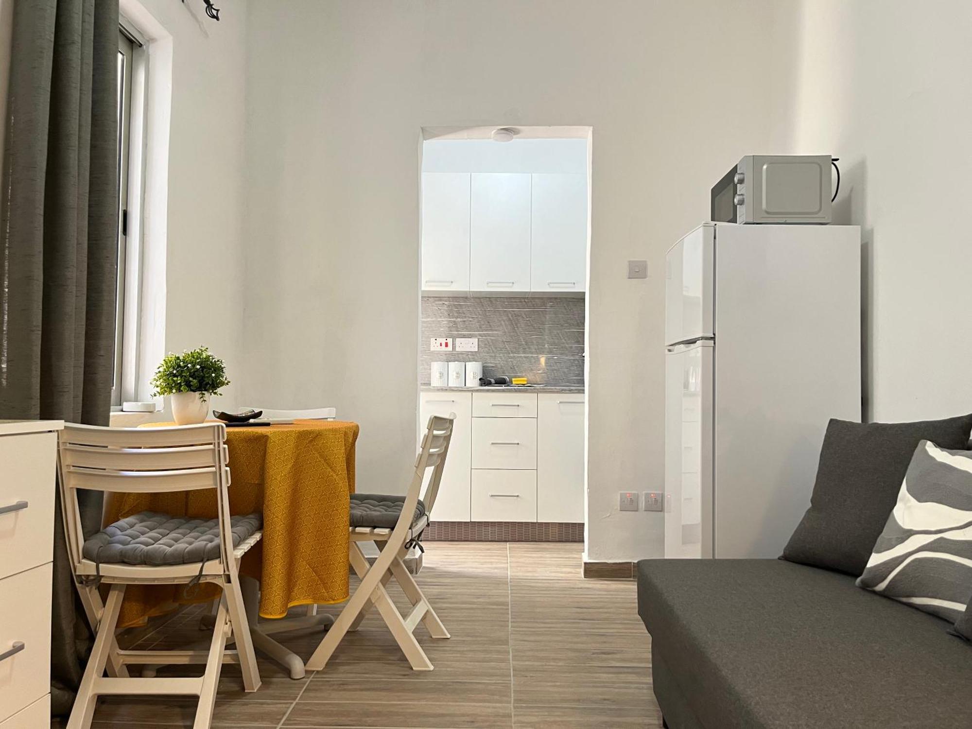 Maria & Matthias - Apartments In Central Of Floriana Eksteriør bilde