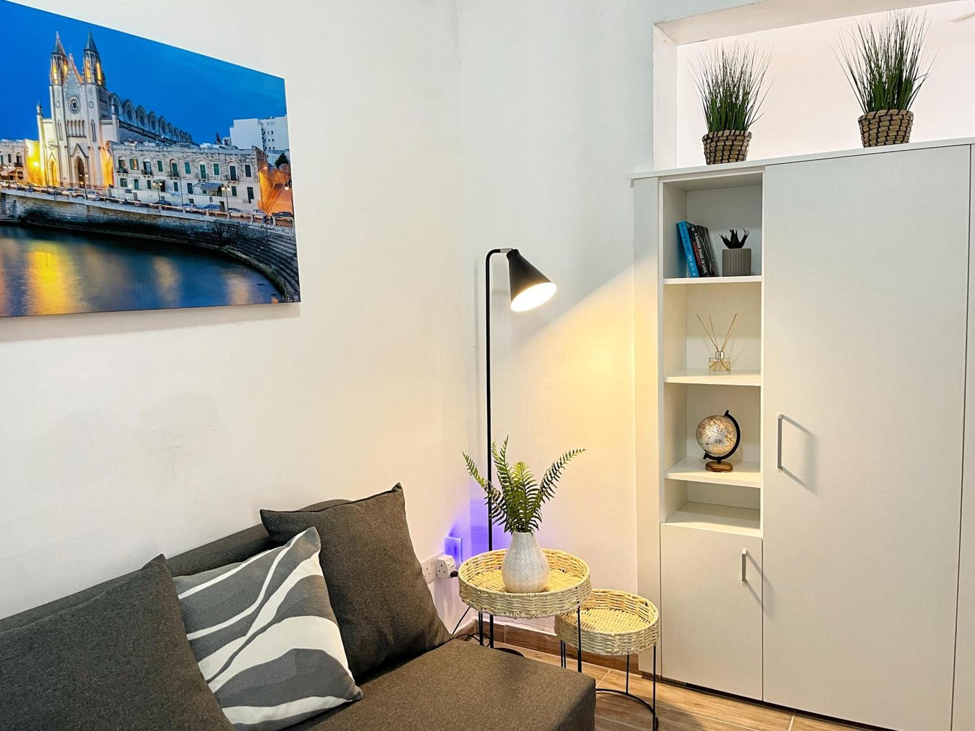 Maria & Matthias - Apartments In Central Of Floriana Eksteriør bilde